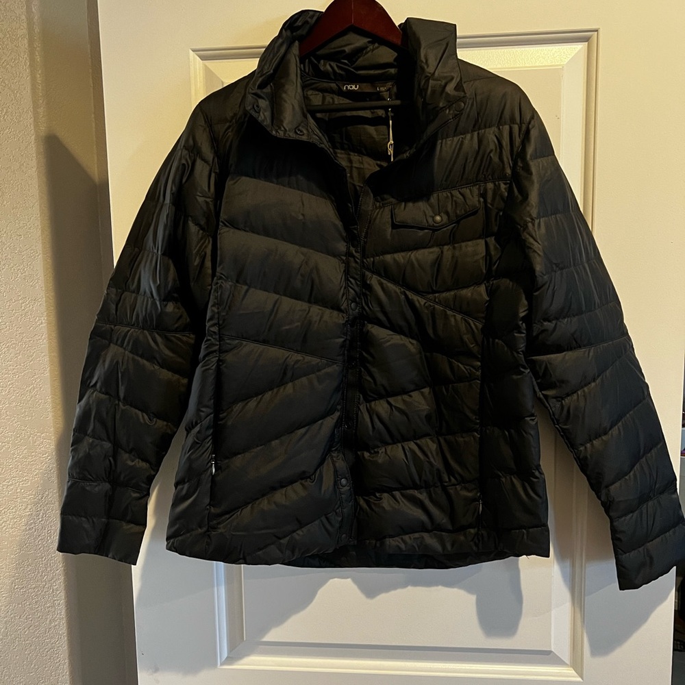 Woman’s NAU shell jacket